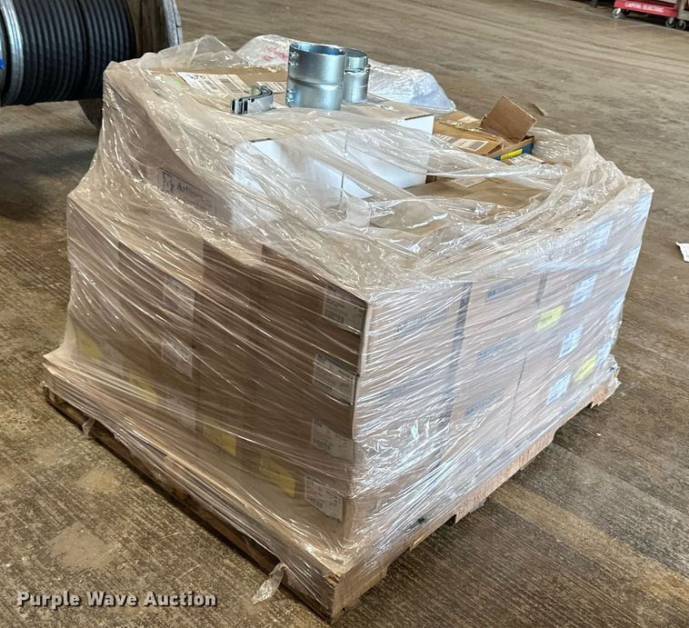 image for item LN9264 Approximately 148 pipe fittings