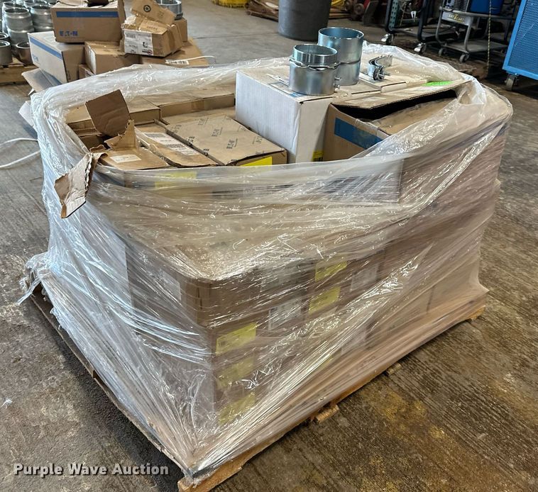 image for item LN9264 Approximately 148 pipe fittings