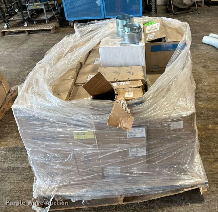 image for item LN9264 Approximately 148 pipe fittings