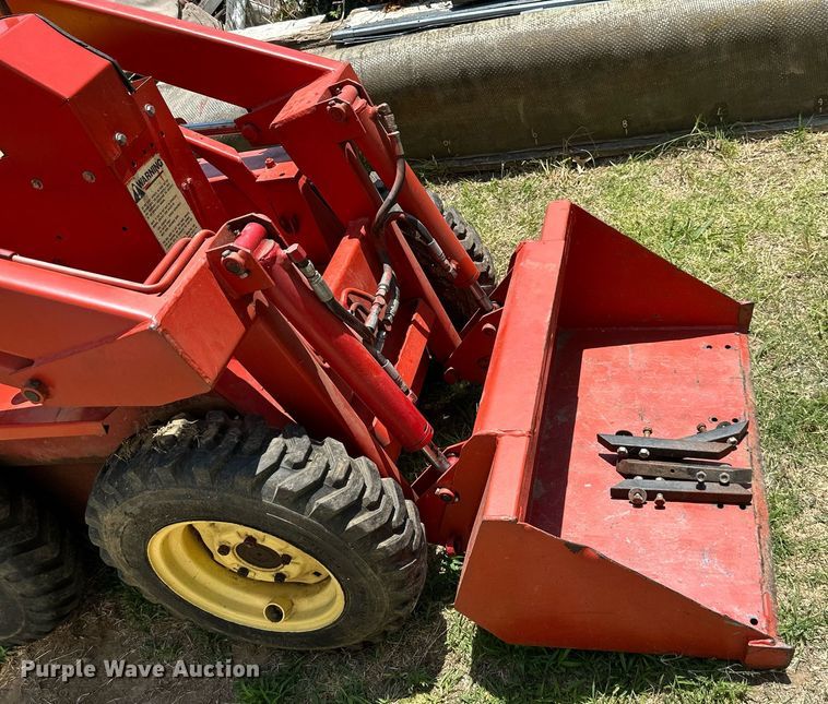 image for item LN9278 Gehl HL360  skid steer loader