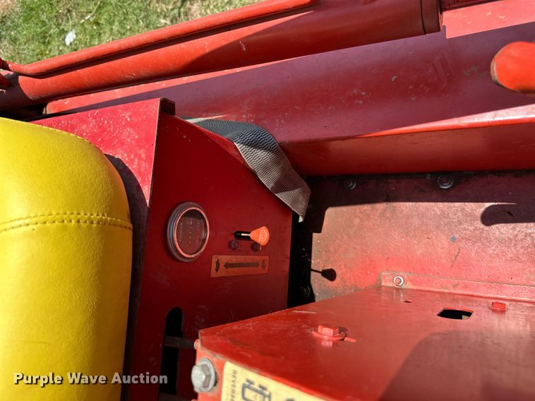 image for item LN9278 Gehl HL360  skid steer loader