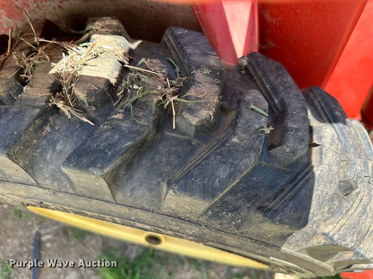 image for item LN9278 Gehl HL360  skid steer loader