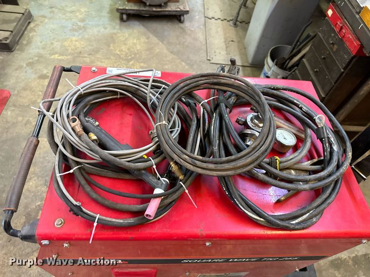 image for item LN9284 Lincoln Electric Square Wave Tig 255  welder