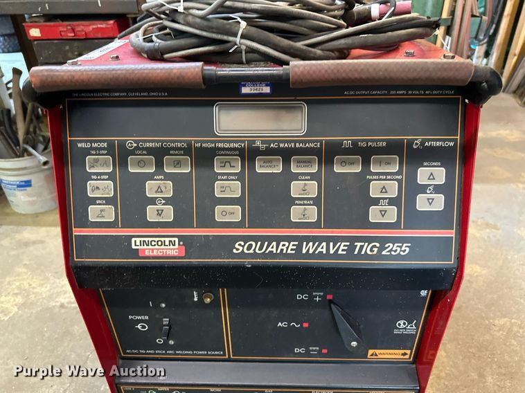 image for item LN9284 Lincoln Electric Square Wave Tig 255  welder