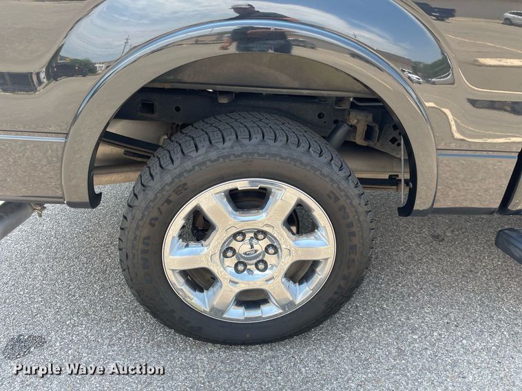 image for item LS9299 2013 Ford F150 Lariat  SuperCrew pickup truck