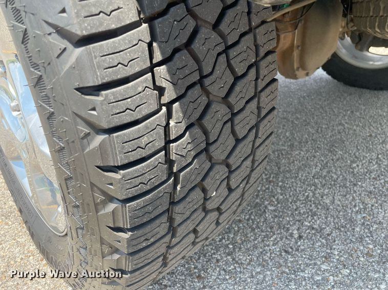 image for item LS9299 2013 Ford F150 Lariat  SuperCrew pickup truck