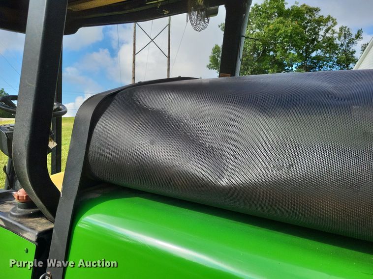 image for item LS9549 2005 John Deere 1600 Turbo  lawn mower