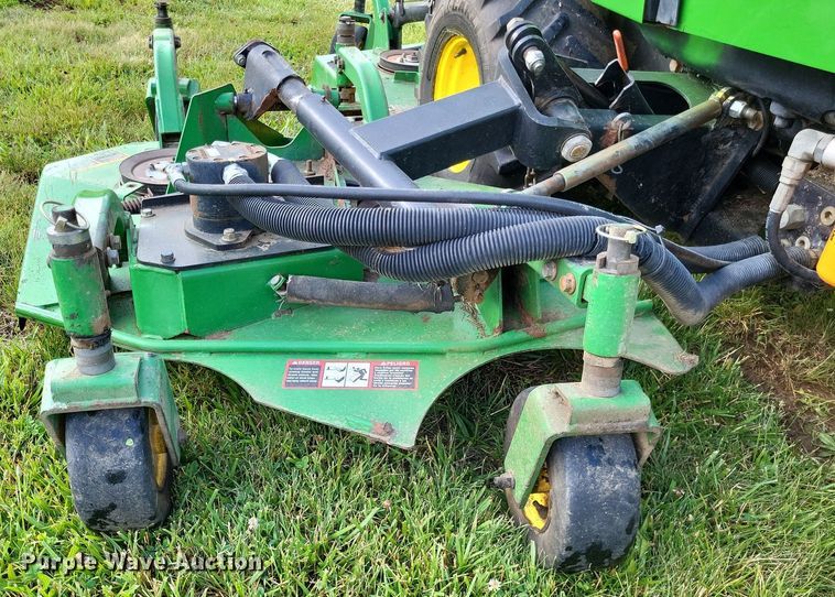 image for item LS9549 2005 John Deere 1600 Turbo  lawn mower