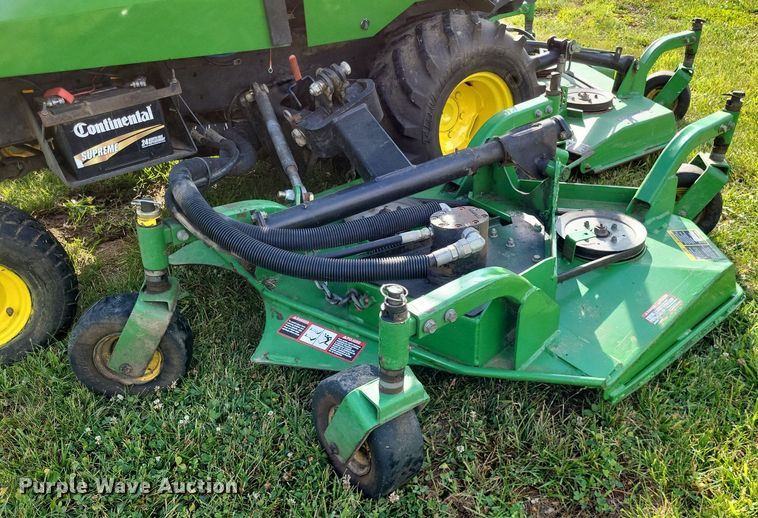 image for item LS9549 2005 John Deere 1600 Turbo  lawn mower