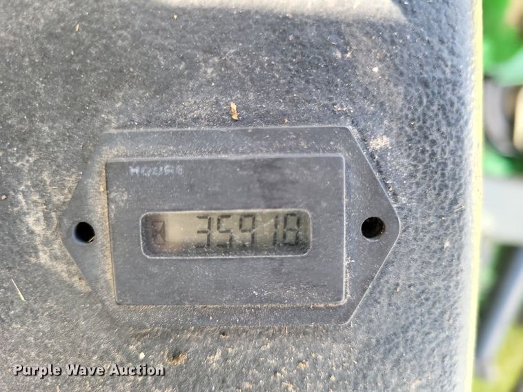 image for item LS9549 2005 John Deere 1600 Turbo  lawn mower