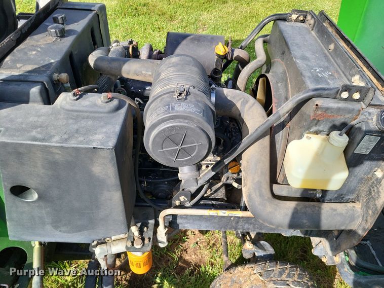 image for item LS9549 2005 John Deere 1600 Turbo  lawn mower