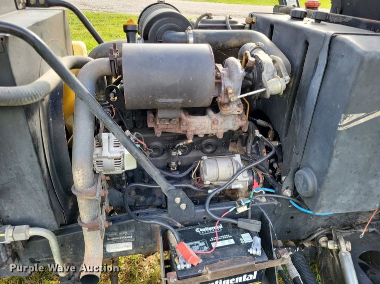 image for item LS9549 2005 John Deere 1600 Turbo  lawn mower