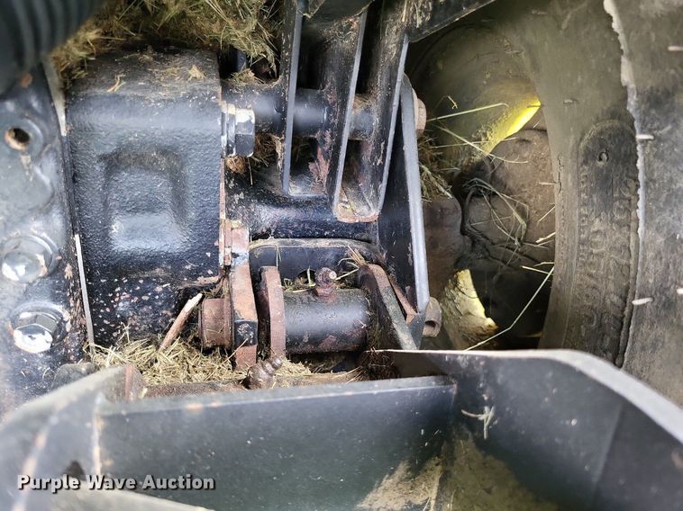 image for item LS9549 2005 John Deere 1600 Turbo  lawn mower