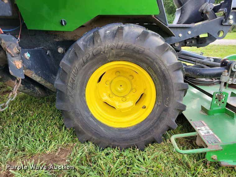 image for item LS9549 2005 John Deere 1600 Turbo  lawn mower