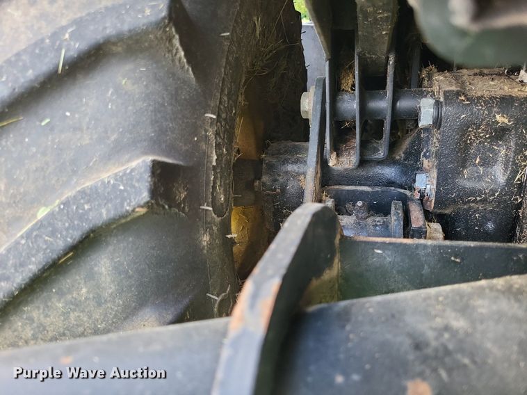 image for item LS9549 2005 John Deere 1600 Turbo  lawn mower