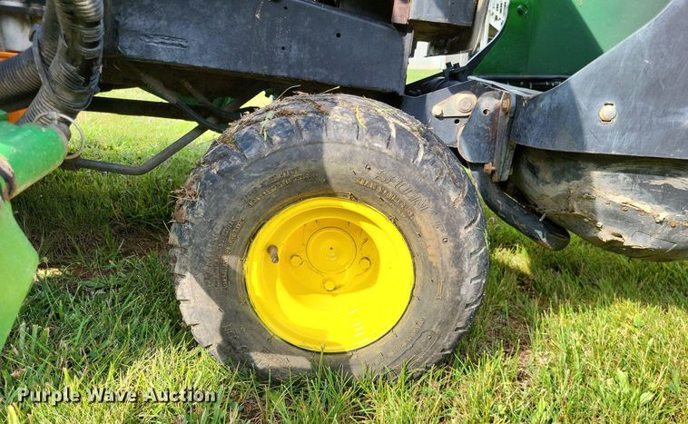 image for item LS9549 2005 John Deere 1600 Turbo  lawn mower