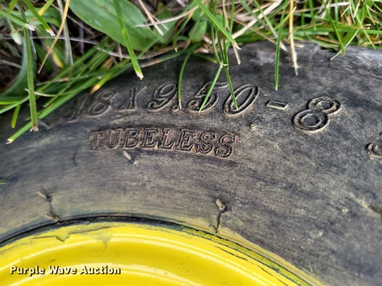 image for item LS9549 2005 John Deere 1600 Turbo  lawn mower