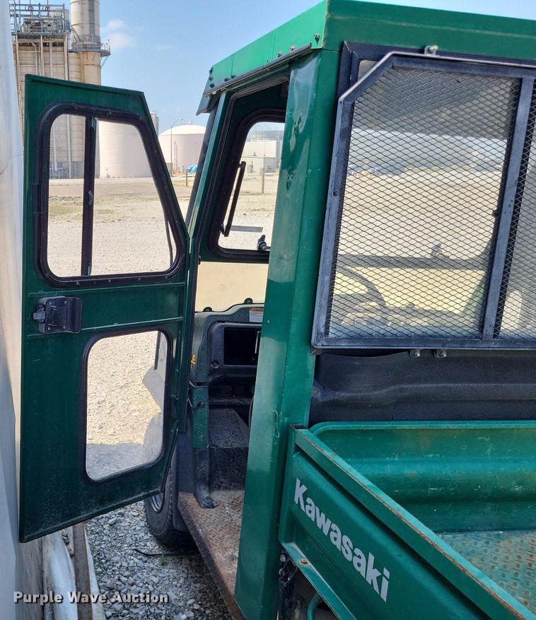 image for item LS9557 2007 Kawasaki Mule 3010  utility vehicle