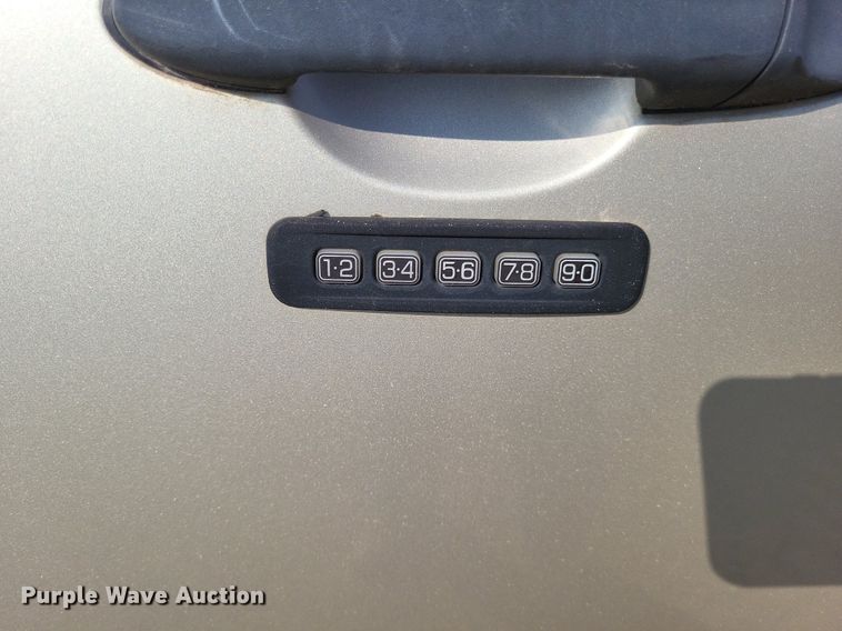 image for item LS9564 2010 Ford Escape XLT  SUV