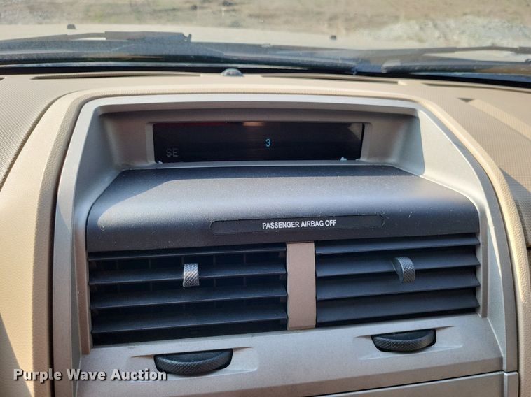 image for item LS9564 2010 Ford Escape XLT  SUV