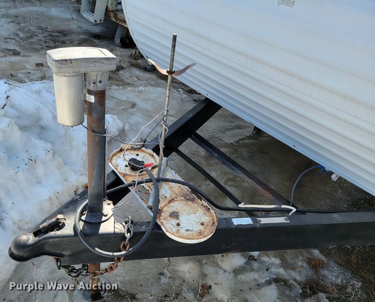 image for item LV9489 2005 Keystone Sprinter 259RBS  camper