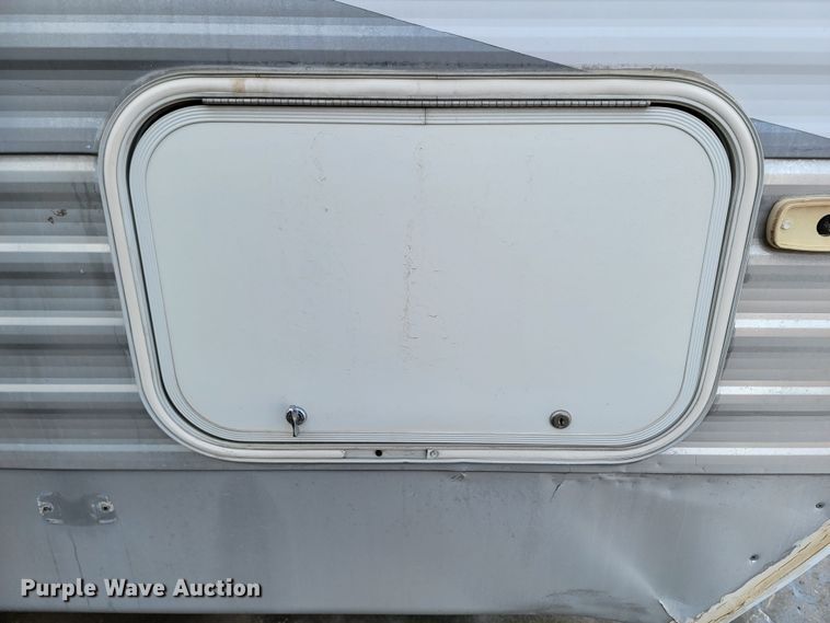 image for item LV9489 2005 Keystone Sprinter 259RBS  camper