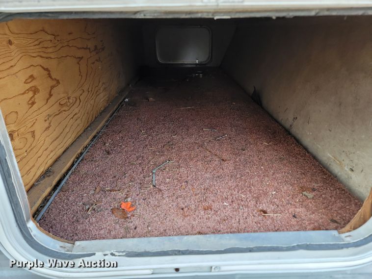 image for item LV9489 2005 Keystone Sprinter 259RBS  camper