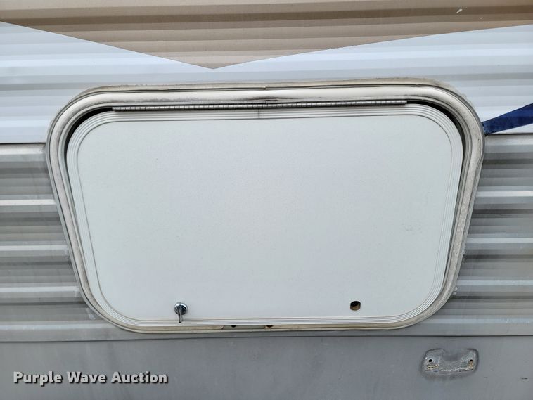 image for item LV9489 2005 Keystone Sprinter 259RBS  camper