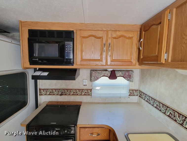 image for item LV9489 2005 Keystone Sprinter 259RBS  camper