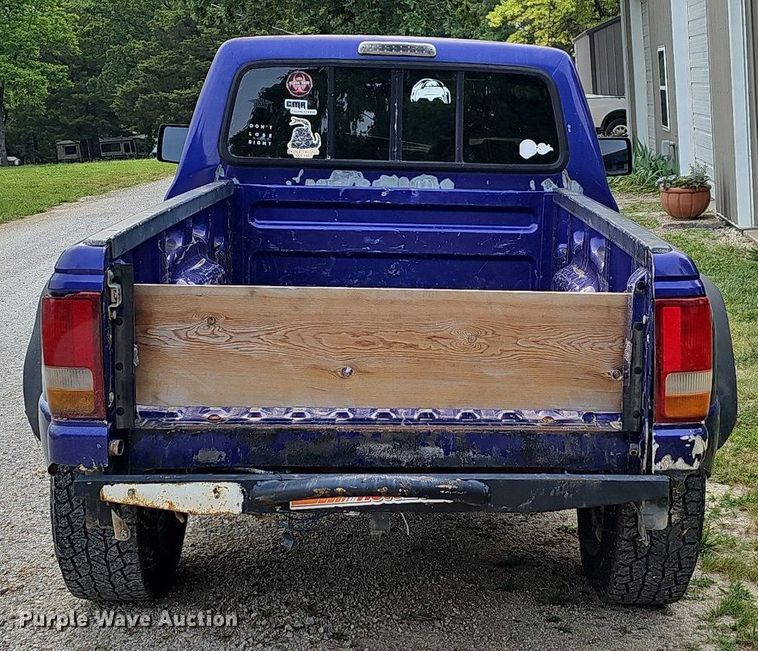 image for item LW9623 1996 Ford Ranger Splash  pickup truck