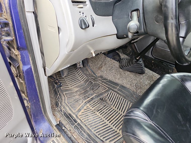 image for item LW9623 1996 Ford Ranger Splash  pickup truck