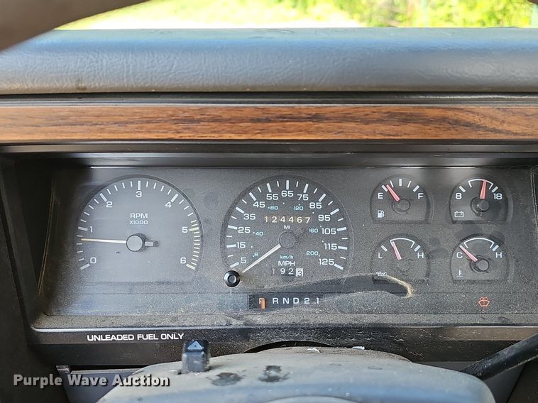 image for item LW9690 1993 Dodge Dakota  Club Cab pickup truck