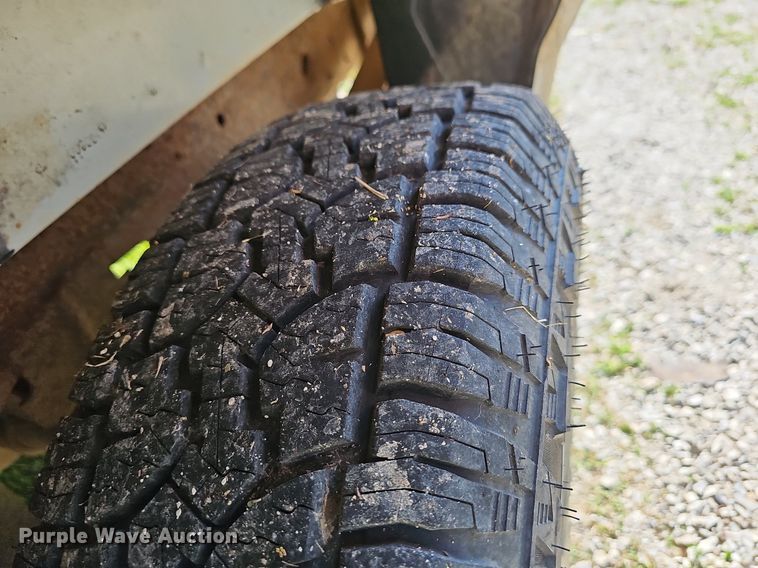 image for item LW9690 1993 Dodge Dakota  Club Cab pickup truck