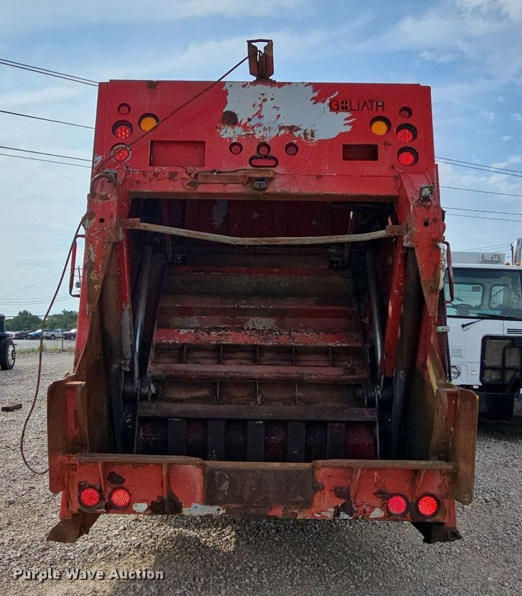 image for item LW9692 1997 Peterbilt 320  refuse truck