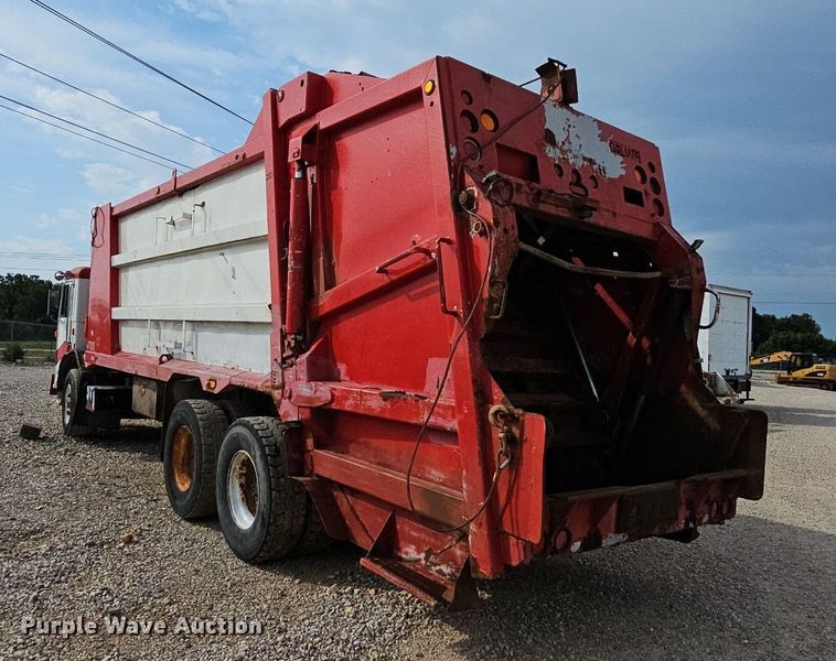 image for item LW9692 1997 Peterbilt 320  refuse truck