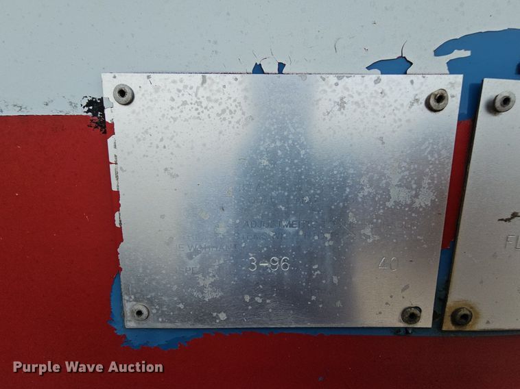 image for item LW9693 1996 Volvo Xpeditor  refuse truck