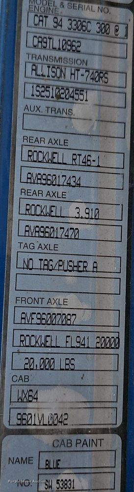 image for item LW9693 1996 Volvo Xpeditor  refuse truck