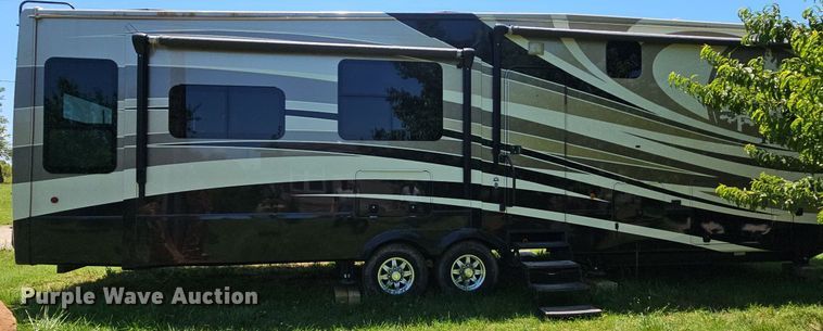 image for item LW9696 2016 Cross Roads Redwood  camper