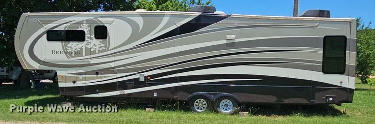 image for item LW9696 2016 Cross Roads Redwood  camper