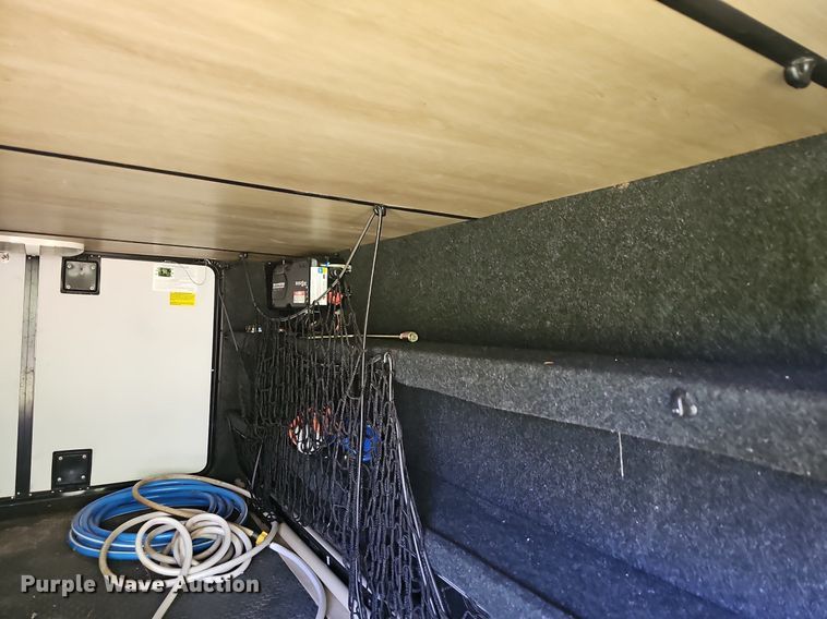 image for item LW9696 2016 Cross Roads Redwood  camper