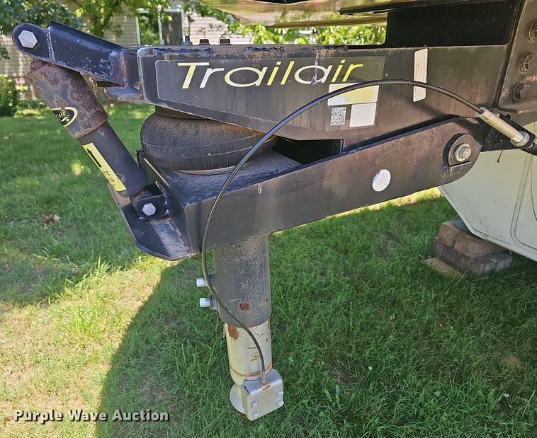 image for item LW9696 2016 Cross Roads Redwood  camper