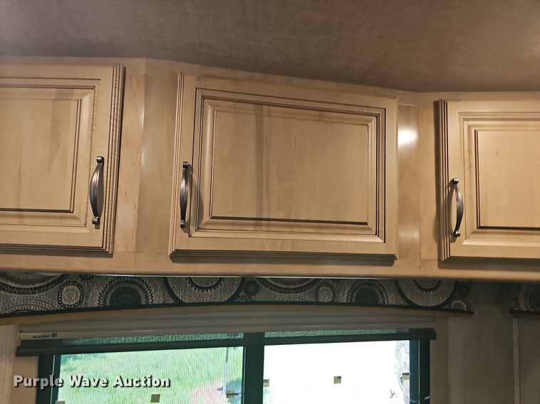 image for item LW9696 2016 Cross Roads Redwood  camper