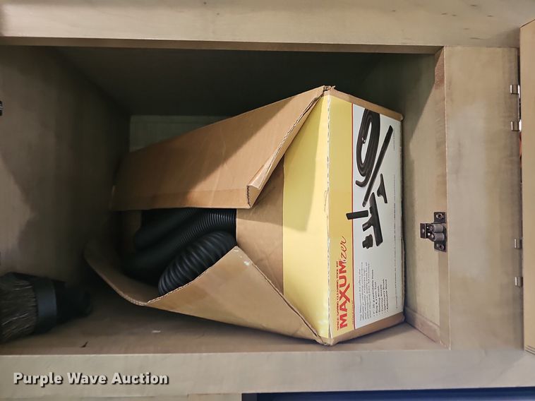 image for item LW9696 2016 Cross Roads Redwood  camper