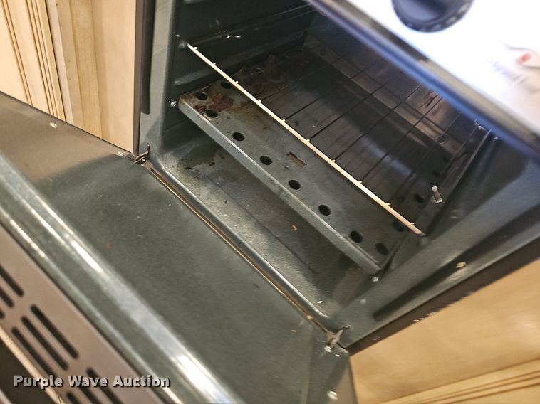 image for item LW9696 2016 Cross Roads Redwood  camper