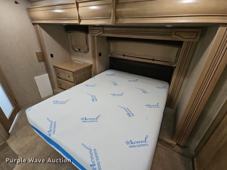 image for item LW9696 2016 Cross Roads Redwood  camper