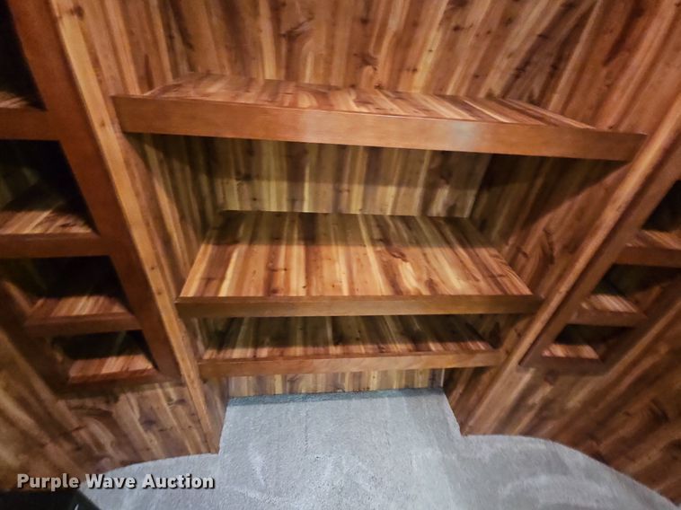 image for item LW9696 2016 Cross Roads Redwood  camper