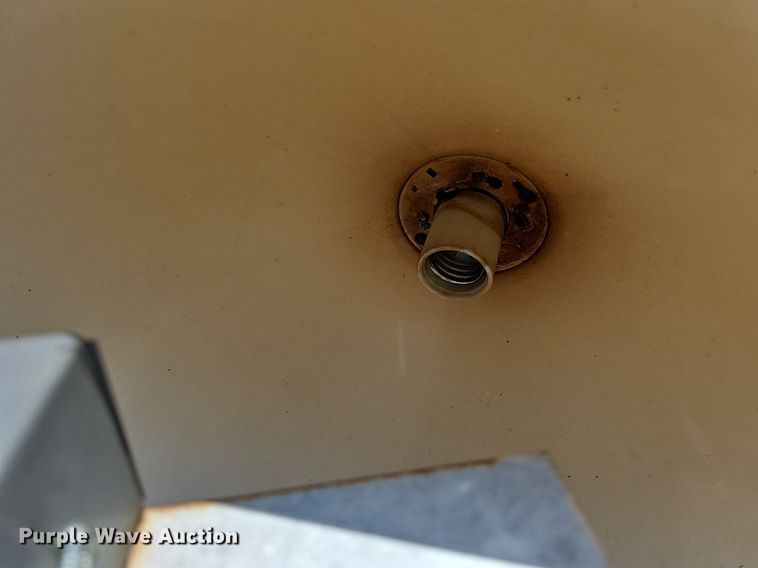 image for item LW9700 (15) Genlyte Thomas light fixtures