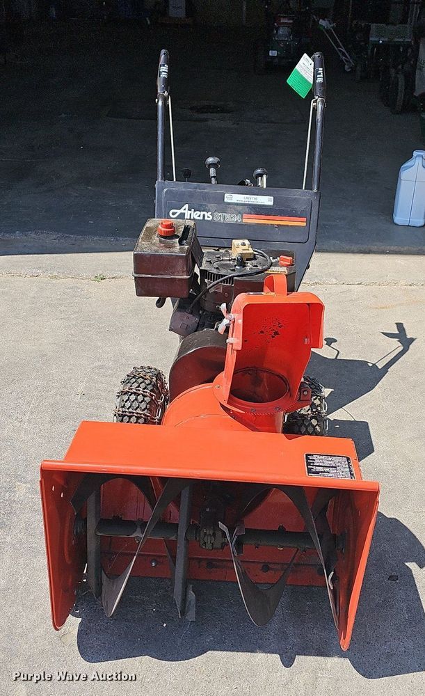 Ariens ST524 snow blower in Marshfield, MO Item LW9716 sold Purple Wave