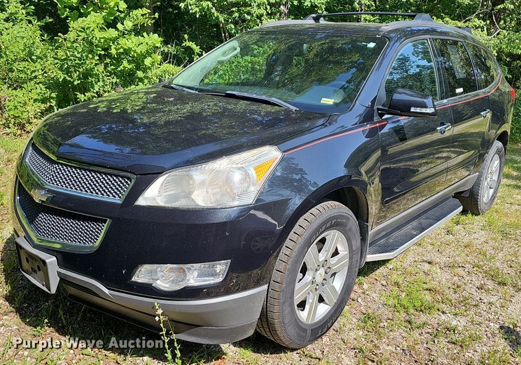image for item LW9739 2010 Chevrolet Traverse LT  SUV