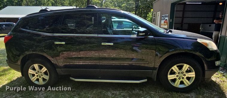 image for item LW9739 2010 Chevrolet Traverse LT  SUV